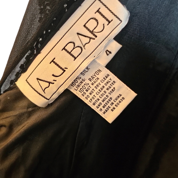 Vintage A.J. Bari 100% Silk Full Beaded Asymmetrical Formal Gown - Picture 13 of 13